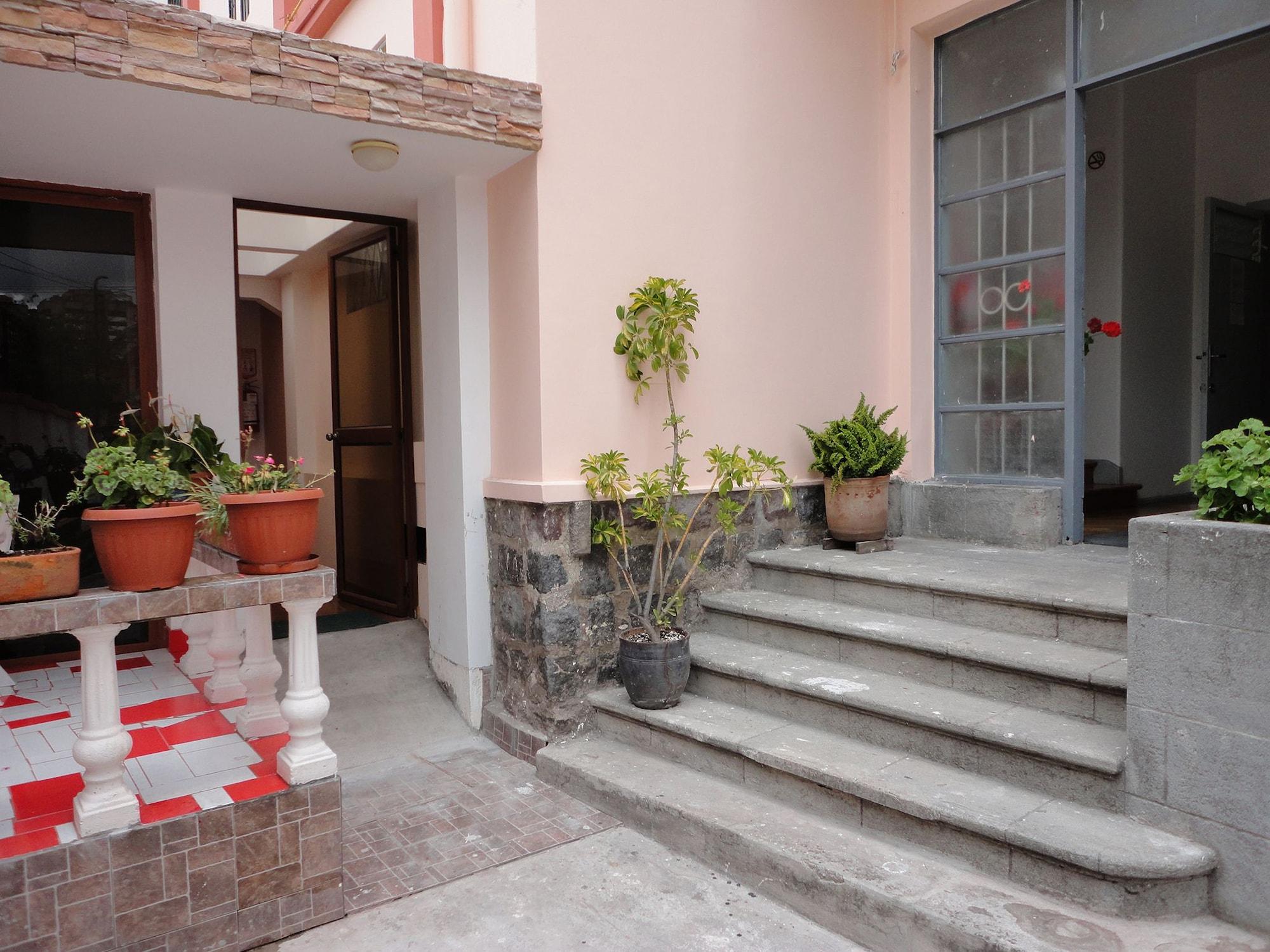 Hotel Rincon Escandinavo Quito Kültér fotó